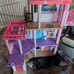Barbie Dream House