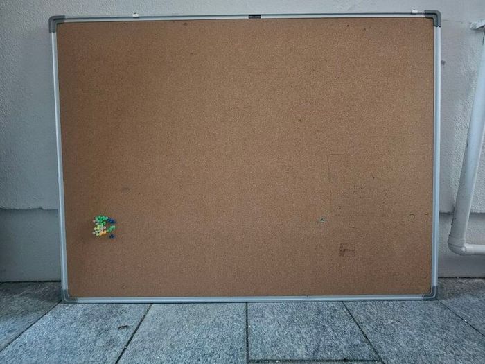cork board 900 1200 mm