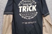 NEW.boy's top. Age 10/11