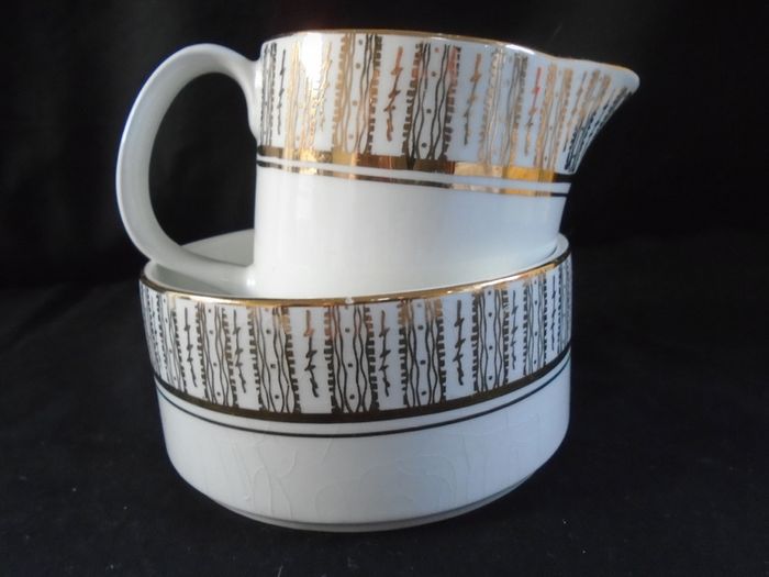 20 piece Arklow Pottery Tea set