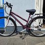Child's mountain bike (like new) Image 7