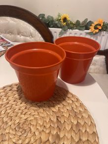 2 pots