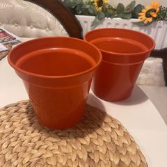 2 pots