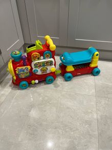 kids play train