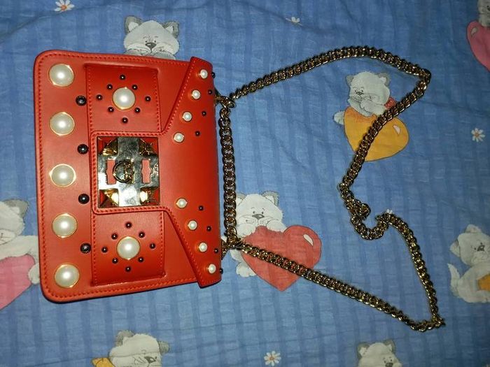 Salar Pearl Stud red Bag
