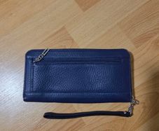 Guess wallet