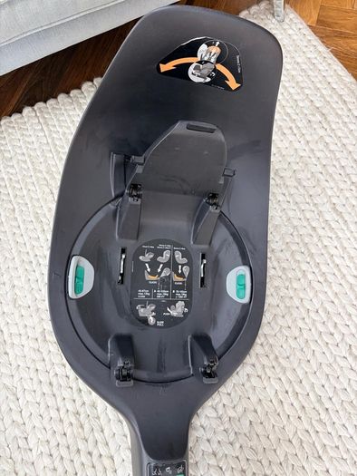 Cybex Cloud Z and Rotating Cloud Z Isofix Base