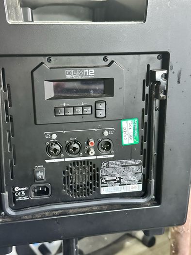 Mackie DLM 12S & DLM12