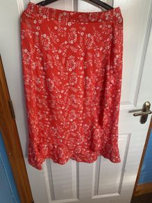 Ladies Dunnes Skirt