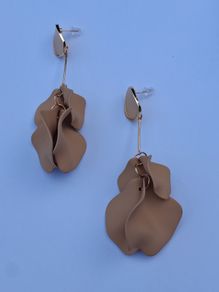 Oval Beige Gold Rim Elegant Strand Drop Multi Tassel Petal Satin Earrings