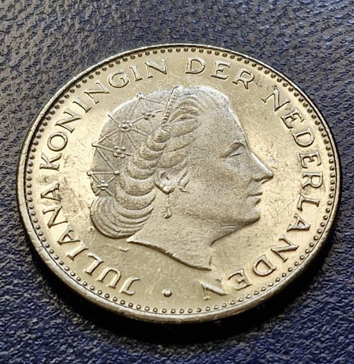 Netherlands 2 1/2 gulden 1980 coin