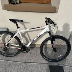 Carrera Valour