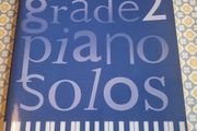 Grade 2 Piano Solos (Paperback