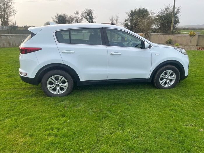 182 Kia Sportage fantastic value for quick sale.