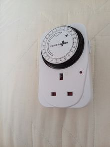 24 hr Light Switch