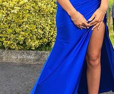Gorgeous  blue debs dress