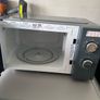 Russel Hobbs microwave Image 4