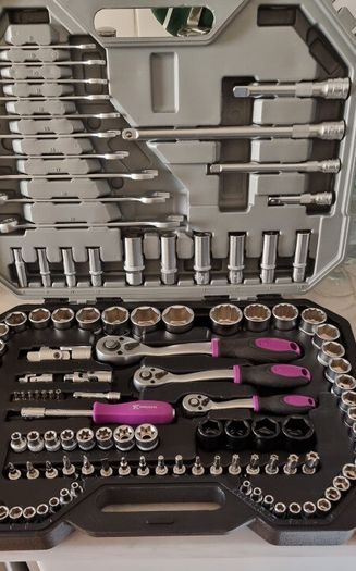 BRAND NEW Multifunction 120Pcs CR-V Auto Repair Tool Box Set Torque Ratchet Wrench Combo Tools Kit