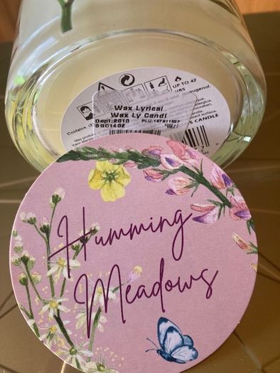 Wax Lyrical candle. 204g. Up to 42hrs burn time. New.