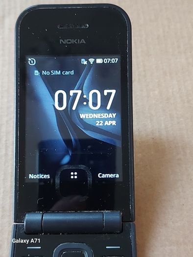 NOKIA KaiOS Flip Phone, Model Nokia 2027 Flip, 4GB, KaiOS 2.5.2 in excellent condition