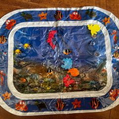 Babies water play mat