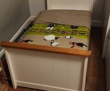 Cot bed