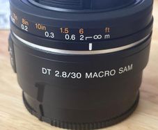 Sony Alpha SAL DT 30mm F2.8 Macro SAM Lens