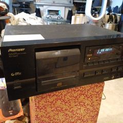 Pioneer 25CD player PD-F607
