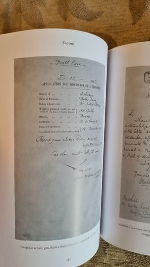 Eagoir. Maolra Seoighe Agus Dunmharuithe Mham Trasna. Sean O Cuirreain. Paperback In Very Good Condition.