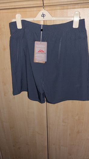 Brand New Mens Trailberg Set