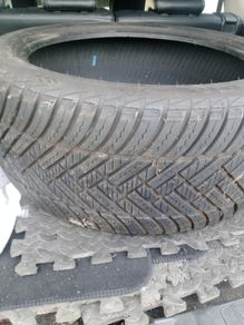 275/40/20 tyre