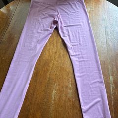Leggings.