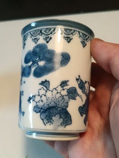 2 X Vintage Karako Nabeshima Hand painted Cups