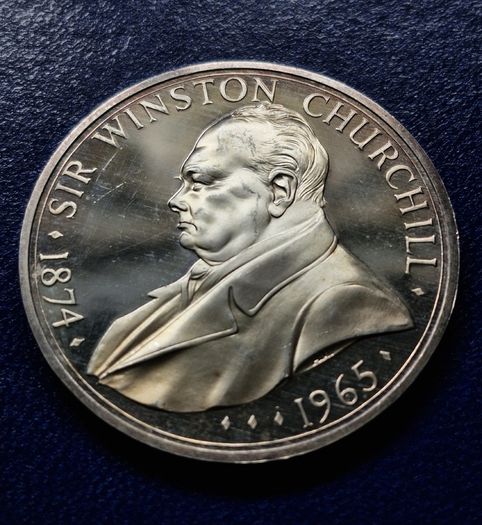 Rare Winston Churchill Memorial 1965 Silver .999 Medal BCS5
