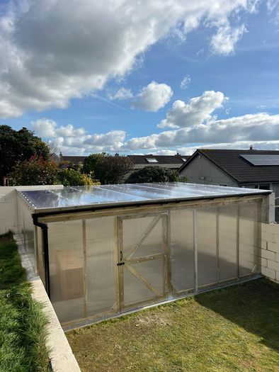 Pergola / lean to house / side passage roof