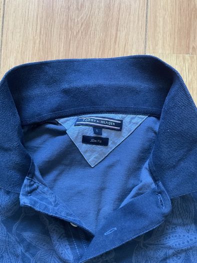 Mens Tommy Hilfiger T-Shirt Size L Slim Fit