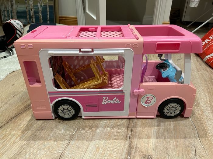 Barbie Camp Van