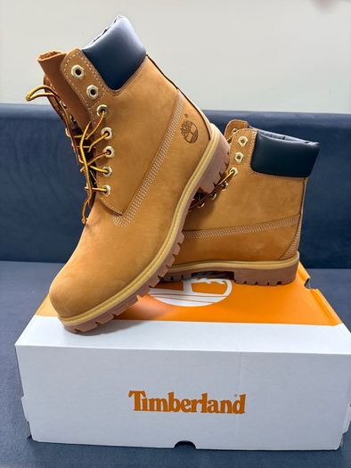 Timberland 6-Inch Boots Brand New