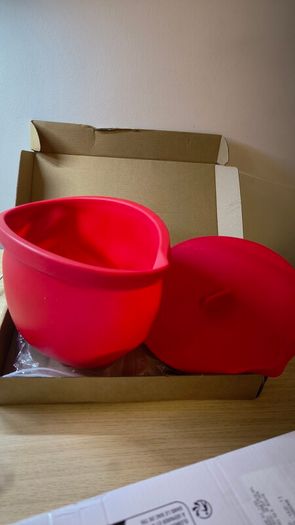 Silicone Mixing Bowl with Lid