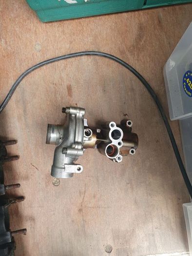 R1 water pump