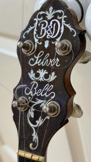 Bacon & Day Silver Bell No.1 Tenor Banjo built 1924