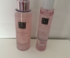 New RITUALS The Ritual of Sakura Shimmering Body Spray and Hair and Body Mist