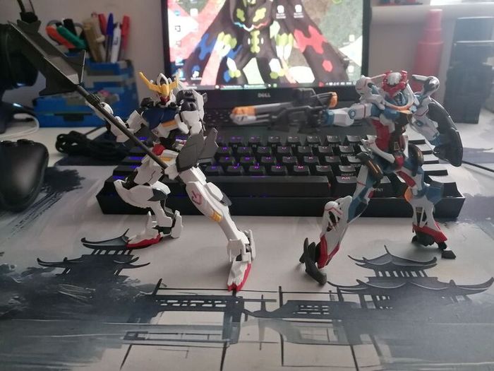 Assembled Gundam Model Kit Bundle