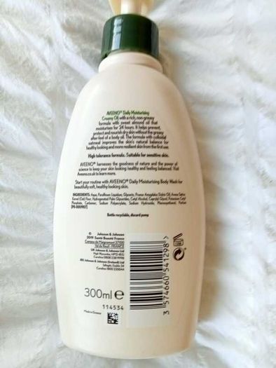 Aveeno Daily Moisturising Creamy oil - 300ml