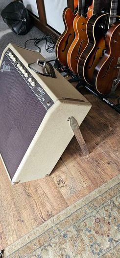 Fender Vibroking
