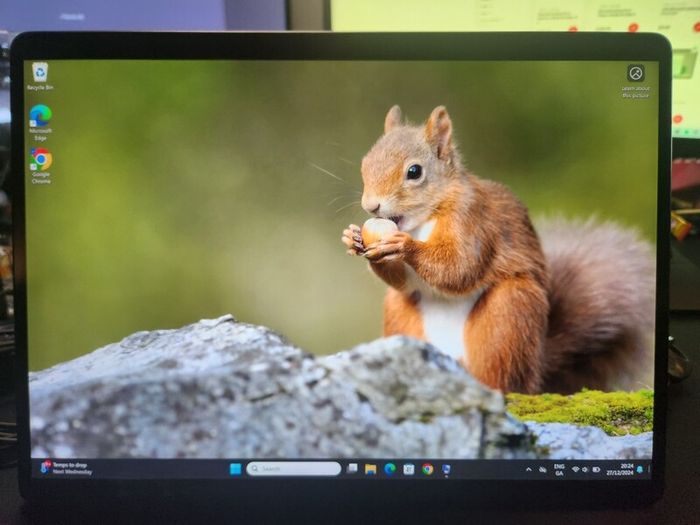 Microsoft Surface Pro X (SQ1)