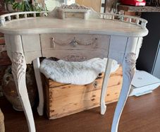 Dressing /console table