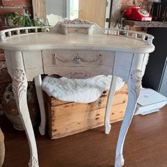 Dressing /console table