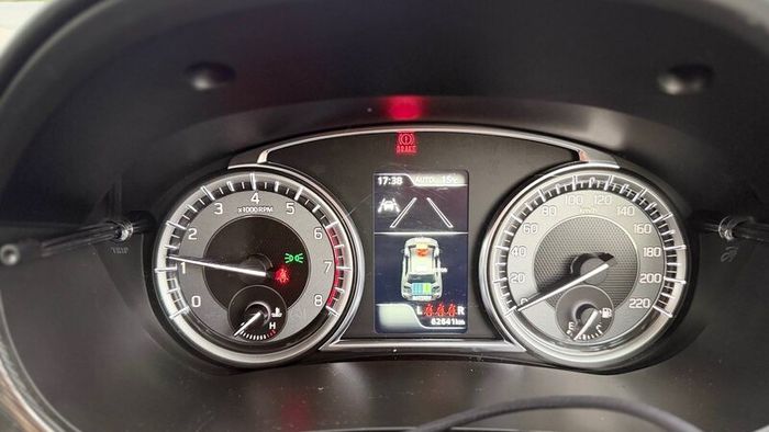 Suzuki Vitara 1.4 B/Jet Hybrid SZ5 AL (4WD).