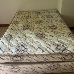 Double bed, orthopaedic
